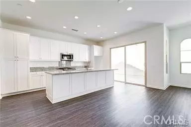 Lake Forest, CA 92610,143 Primrose