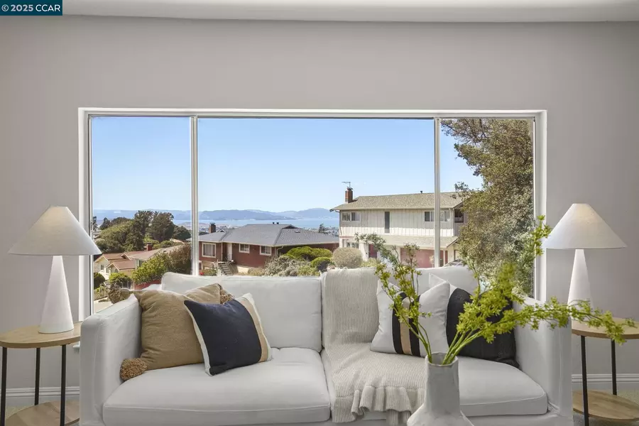 6324 Bonita Ct, Richmond, CA 94806