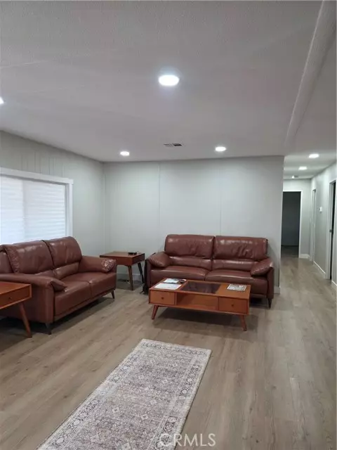 La Habra, CA 90631,620 Lake Ridge Way 45
