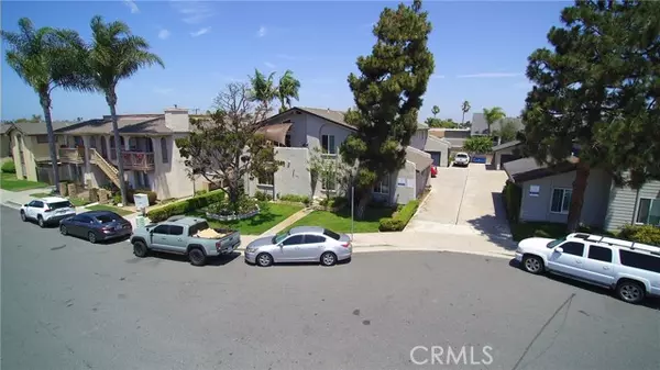 Huntington Beach, CA 92649,4921 Charlene CIR