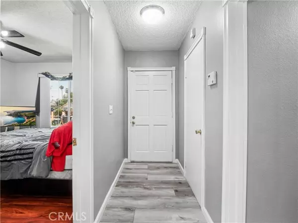 Pacoima, CA 91331,12326 Glamis ST