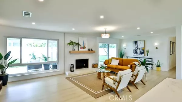 Costa Mesa, CA 92626,2737 Lorenzo AVE