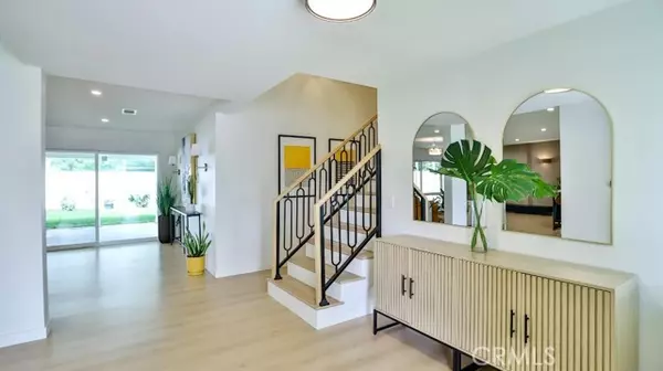 Costa Mesa, CA 92626,2737 Lorenzo AVE