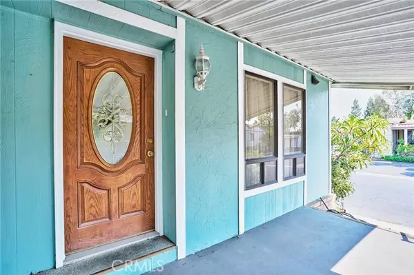 Anaheim, CA 92801,1919 W Coronet AVE 75