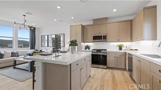 385 Fawn ST, Rancho Mission Viejo, CA 92694