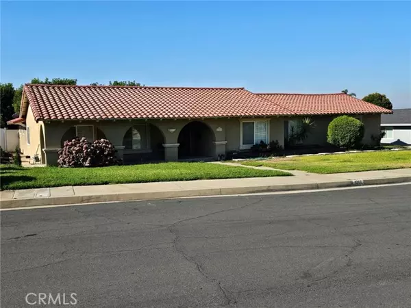 1266 E Palm DR, Glendora, CA 91741