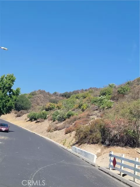 Newhall, CA 91321,Address is not disclosed