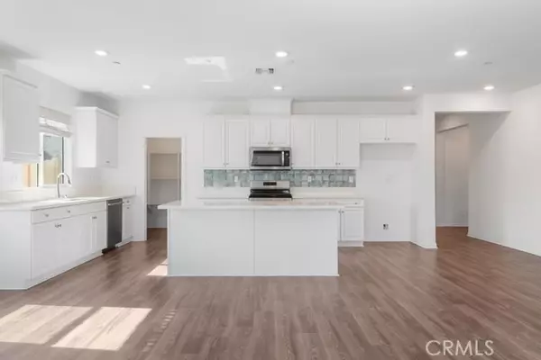 Riverside, CA 92507,19872 Season Grove DR