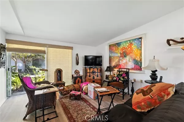 Laguna Woods, CA 92637,542 Via Estrada B