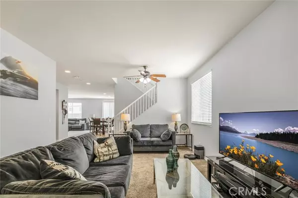 Oak Hills, CA 92344,8247 Cleveland AVE