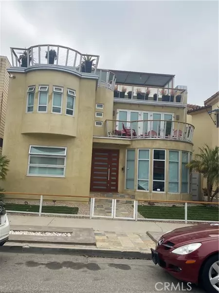 5471 E The Toledo, Long Beach, CA 90803