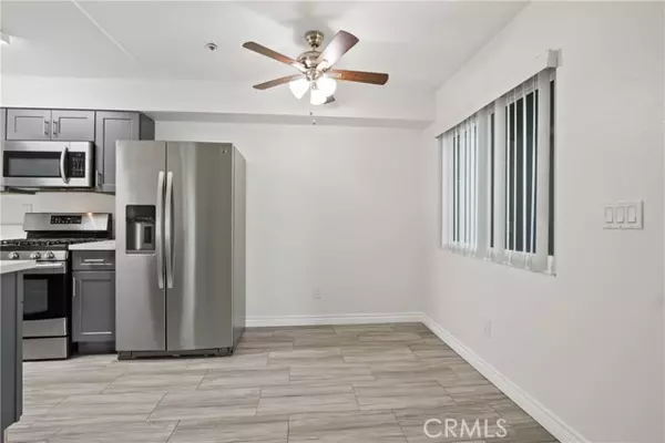 Fullerton, CA 92833,4111 Carol DR C