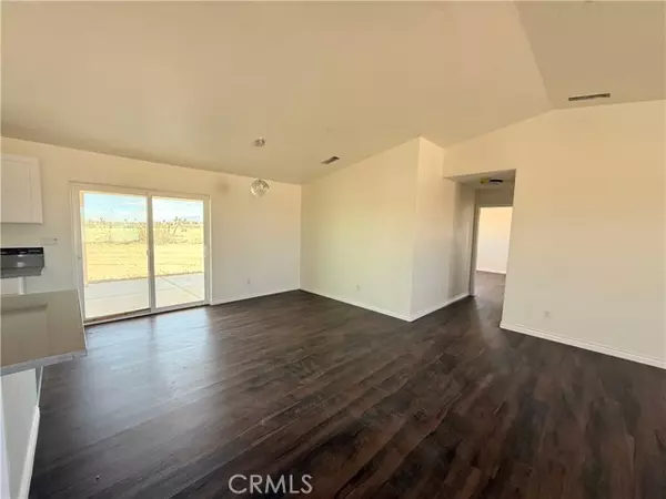 Phelan, CA 92371,12275 Barbet RD
