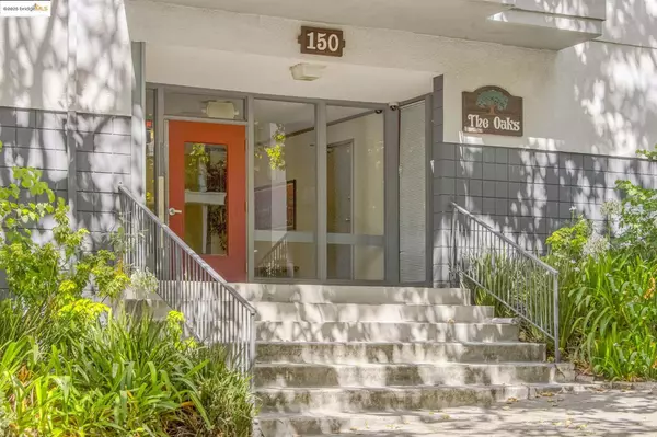 Oakland, CA 94611,150 Pearl St 212