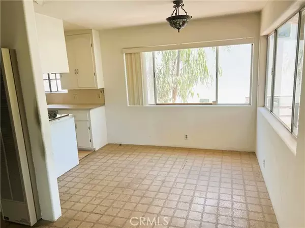 Calabasas, CA 91302,3975 Black Bird WAY