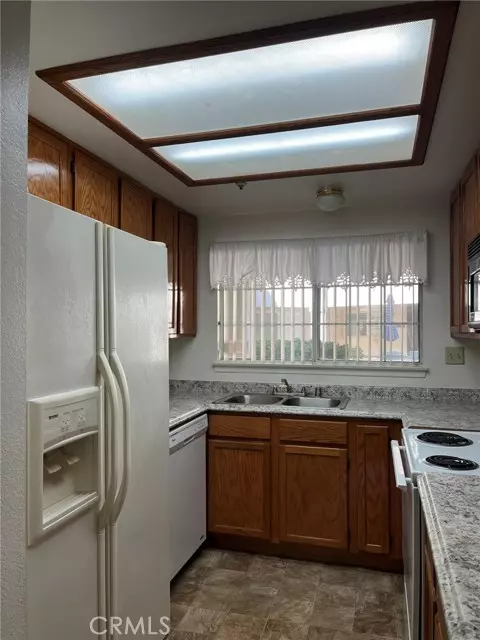 Apple Valley, CA 92308,19165 Palo Verde DR