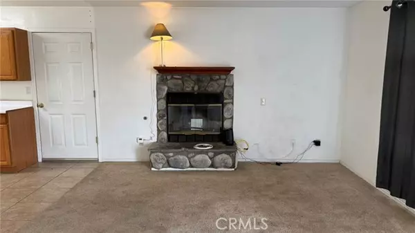 Apple Valley, CA 92307,22090 Cherokee AVE