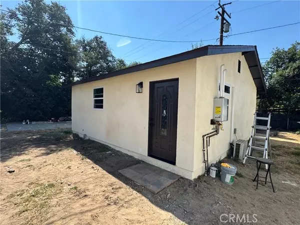 San Bernardino, CA 92405,615 W 27th ST