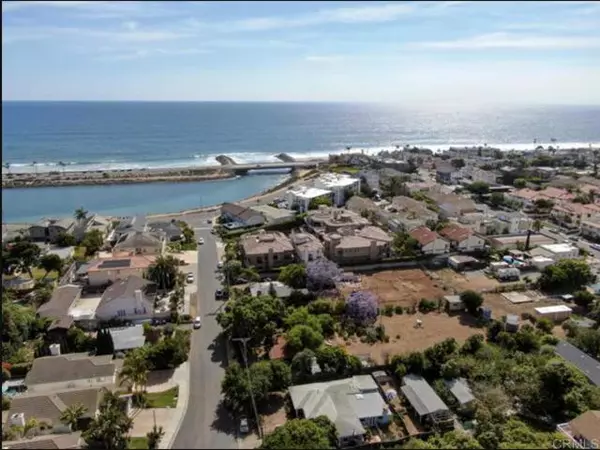 Carlsbad, CA 92008,334 Date AVE