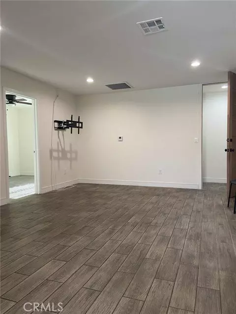 Northridge, CA 91324,8659 Shirley AVE