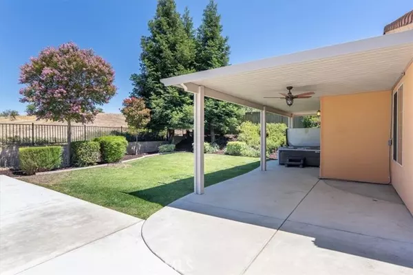 Paso Robles, CA 93446,959 Vista Cerro DR