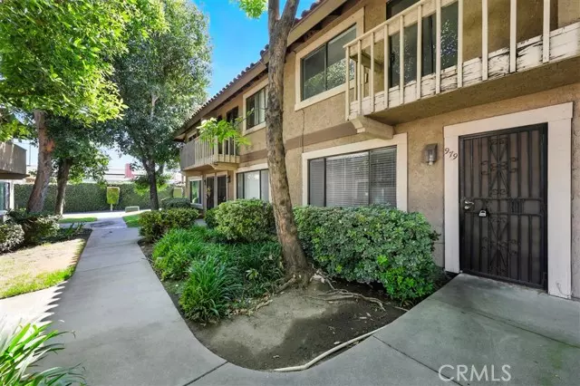 979 Willow AVE, La Puente, CA 91746