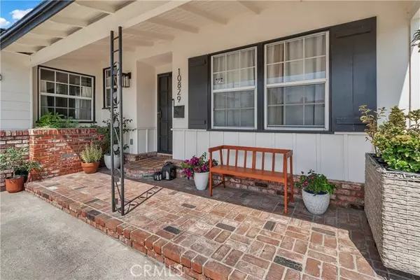 Downey, CA 90241,10829 Cord AVE