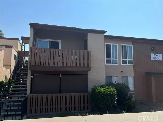 Escondido, CA 92026,1051 Rock Springs RD 241