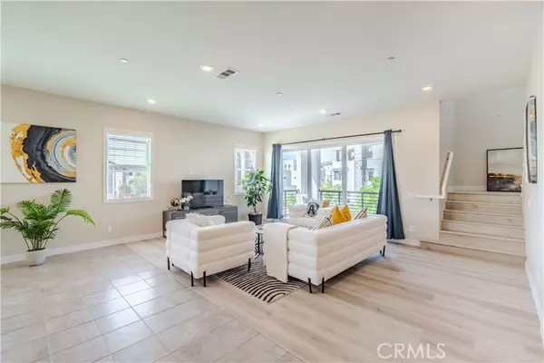 Irvine, CA 92618,101 Pusan