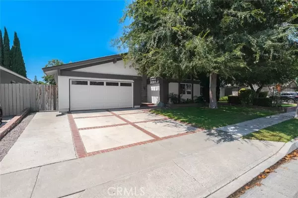 Tustin, CA 92780,1752 Green Meadow AVE