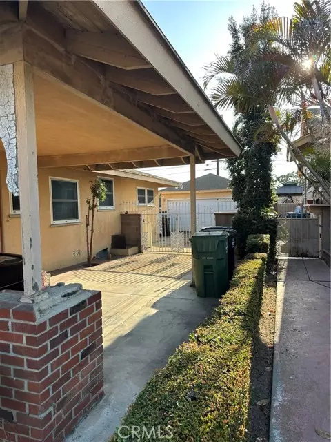 10519 S 3rd AVE, Inglewood, CA 90303