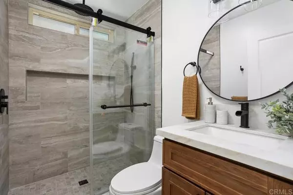 Oceanside, CA 92056,1385 Temple Heights DR