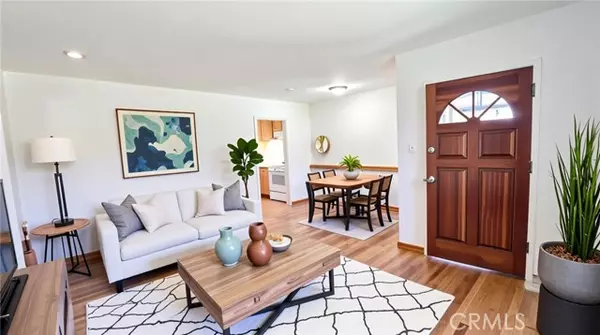 Encino, CA 91316,17634 Bromley ST