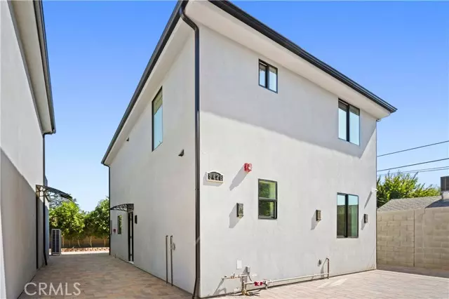 5428 Calhoun AVE, Sherman Oaks, CA 91401