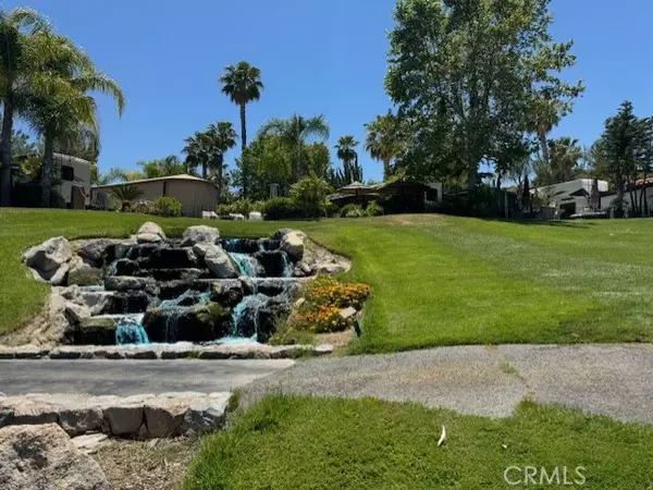 Aguanga, CA 92536,45525 Highway 79 Site 256