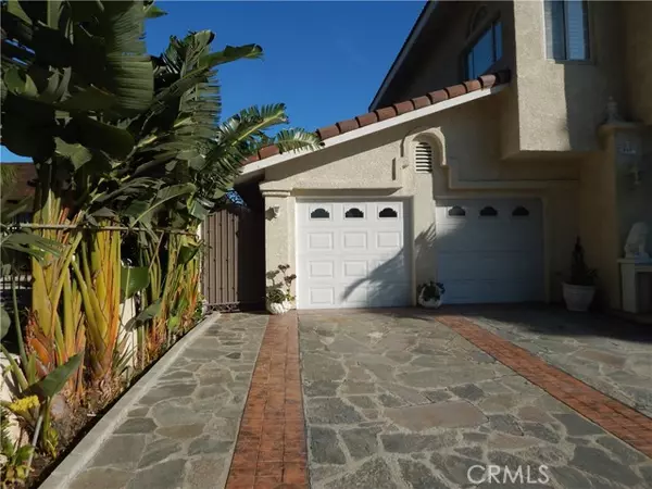 Orange, CA 92866,815 S Ponderosa ST