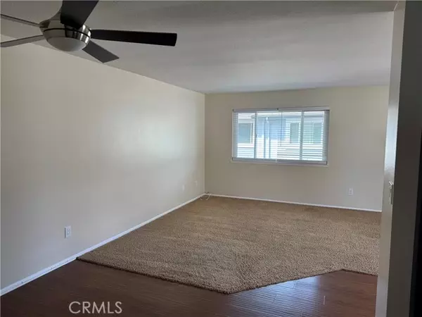 Huntington Beach, CA 92649,4638 Via Vista CIR 12