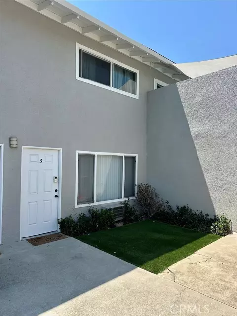 Fullerton, CA 92831,2661 Andover AVE 3