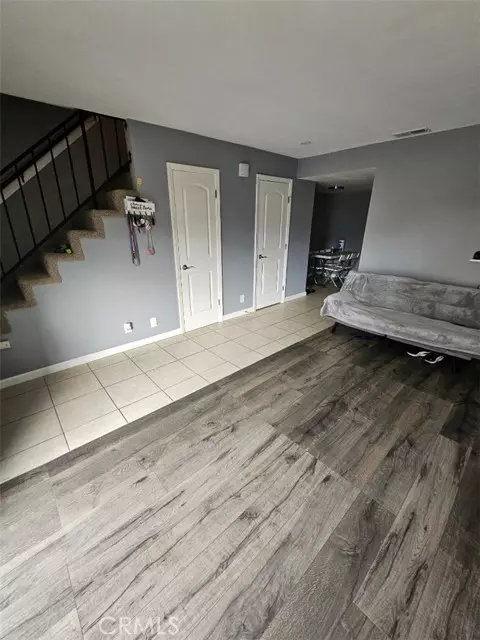 Lompoc, CA 93436,1105 W Cypress AVE J
