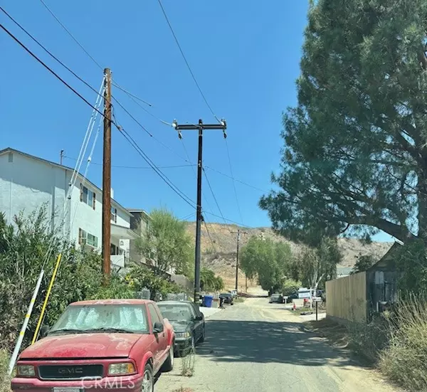 Val Verde, CA 91384,0 Lomita DR