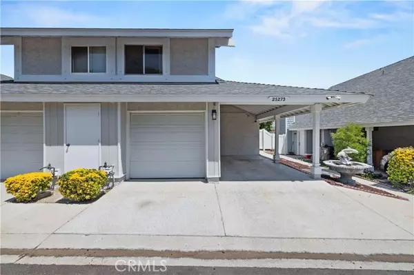 25273 Avenida Dorena, Newhall, CA 91321