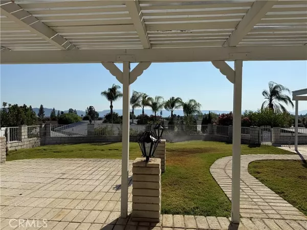 Murrieta, CA 92563,38215 Via Taffia