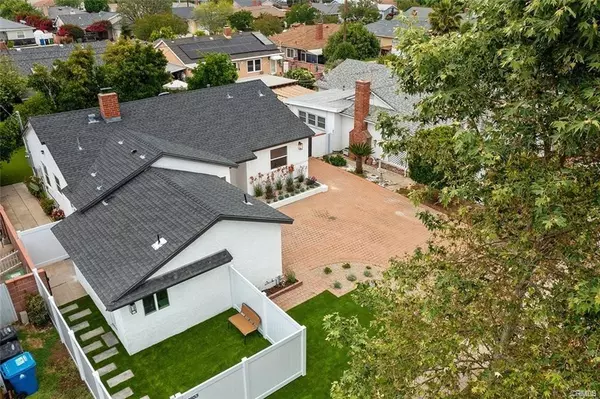 19853 Bassett ST, Winnetka, CA 91306