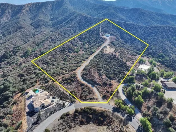 Calimesa, CA 92320,37995 Leta DR