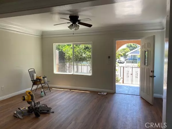 Los Angeles, CA 90062,1441 W Vernon