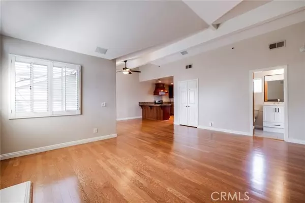 Costa Mesa, CA 92627,2210 Canyon DR D1
