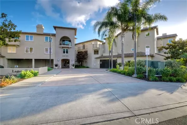 Carlsbad, CA 92008,543 LAGUNA DR
