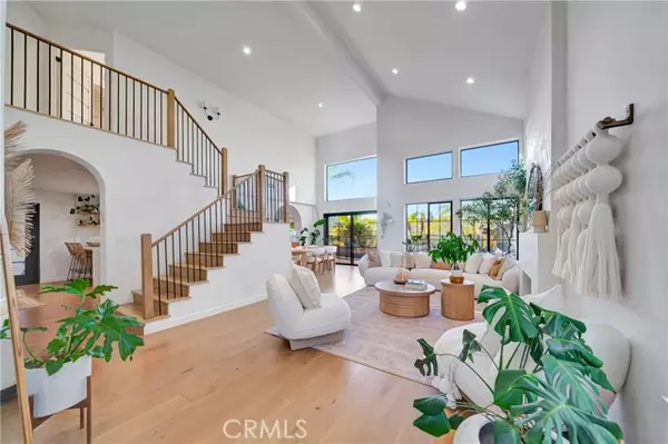 Calabasas, CA 91302,24735 Calle Serranona