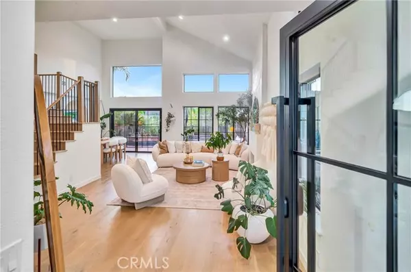 Calabasas, CA 91302,24735 Calle Serranona