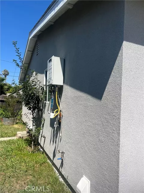 Anaheim, CA 92805,124 W Stueckle AVE